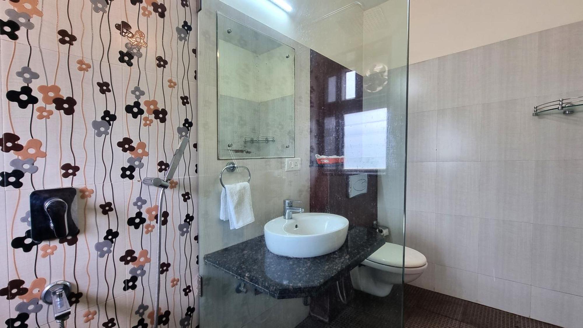 La Goa Villa - 4Bhk, باغا المظهر الخارجي الصورة